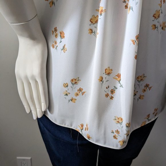 NYDJ - White Sleeveless Pintuck Blouse - Size S - NWT - Picture 7 of 10